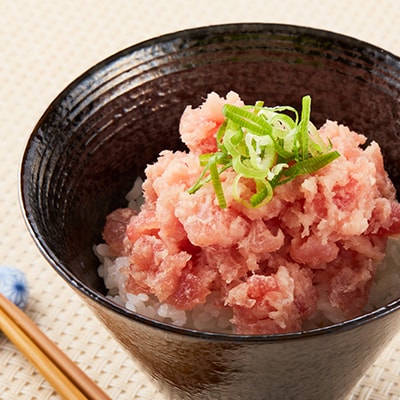 カスガ水産の「ネギトロ80g」×4パック(日出町)