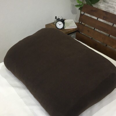 「お疲れ足へ」　足枕　(枕本体とブラウンの専用ファスナー付きカバー2枚)　