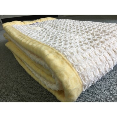 日本製　洗える　ふわふわ軽くて暖かいメリノウールを使った毛布　シングル　1枚　(140×200cm)