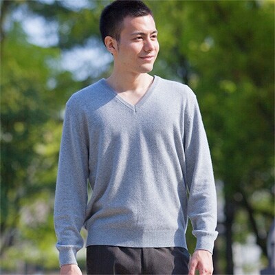 メンズ ベビーカシミヤ100 Vネックセーター グレー Mサイズ お礼品詳細 ふるさと納税なら さとふる メンズ ベビーカシミヤ100 Vネックセーター グレー Mサイズ お礼品詳細 ふるさと納税なら さとふる