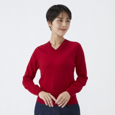 日本製　カシミヤ100%　レディース　Vネック　レッド　Sサイズ