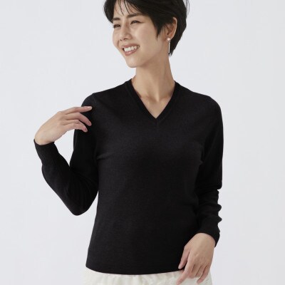 日本製　カシミヤ100%　レディース　Vネック　ブラック　Sサイズ