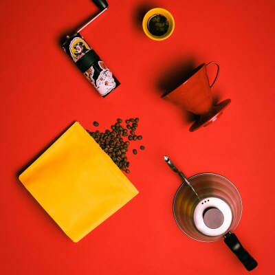 【珈琲を入れてみたい方】自家焙煎珈琲豆(中挽き)V60コーヒーサーバー02セット【ショコラブラウン】