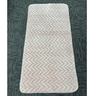 プレミアム温泉毛布、吸湿発熱機能で体の芯から暖かい。KW31584ゴムレス敷パッド シングルピンク