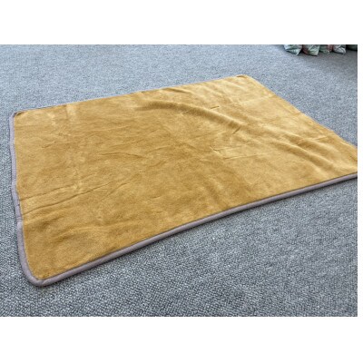 洗濯機OK　あったかアクリルマイヤーひざ掛け　約70×100cm