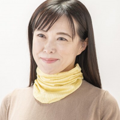 天然の美容繊維　UV対策　絹ごこちネックカバー　イエロー　H-NW1500