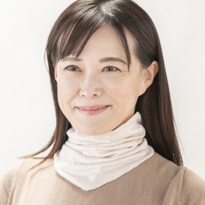 天然の美容繊維　UV対策　絹ごこちネックカバー　ベージュ　H-NW1500