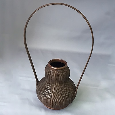 網代花器　瓢型:高岡銅器