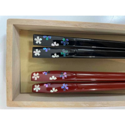 【高岡漆器】食器洗浄対応箸　さくら(黒・朱)木箱入り