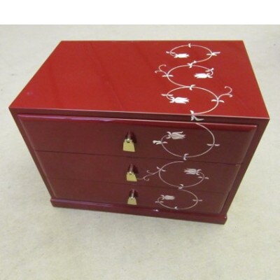 【高岡漆器】三つ引きタンス　古代朱　唐草