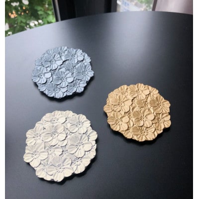 月芳作、高岡銅器高さ約7.5センチ花器 月芳作、高岡銅器高さ約7.5センチ花器 月芳作、高岡銅器