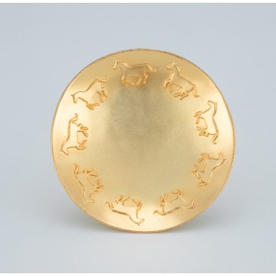【高岡銅器】錫製盃九頭馬(金メッキ)