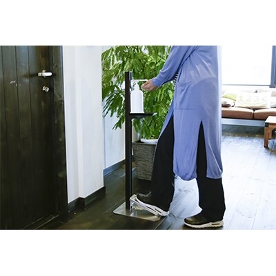 足踏式消毒液スタンド　　組立完成品　ホワイト　1台/段ボール箱入り