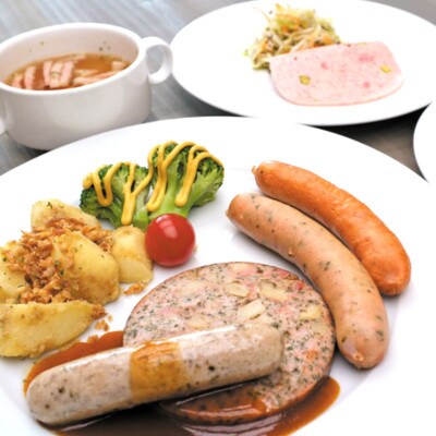 熊本県産ドイツ製法自家製スライスソーセージ&ポテト入り焼きソーセージ詰合せ(津奈木町)