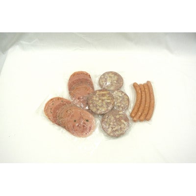 熊本県産ドイツ製法自家製スライスソーセージ&ポテト入り焼きソーセージ詰合せ(津奈木町)