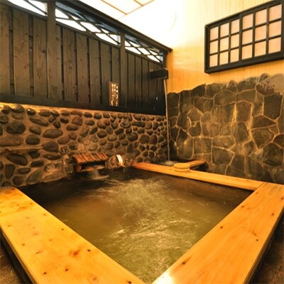 【杖立温泉 四季の宿 わかのや】1泊2食付きペア宿泊券(平日)