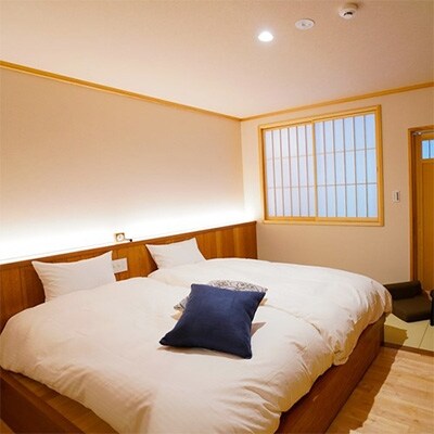 【杖立温泉】旅館かねいし ペア宿泊券(セミスイート和洋室・1泊2食付き)