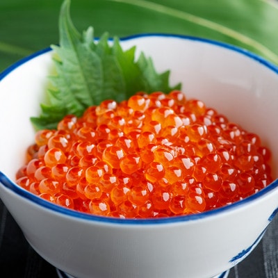 北海道オホーツク産　鮭いくら特製醤油漬け　合計600g(100g×6パック)