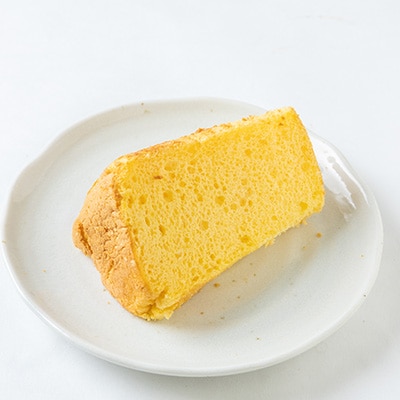 茨木バスクチーズケーキ　ホール12cm　1個　　茨木シフォンケーキプレーン1個