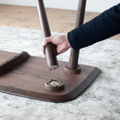 ウォルナット材のデスク[90cm]