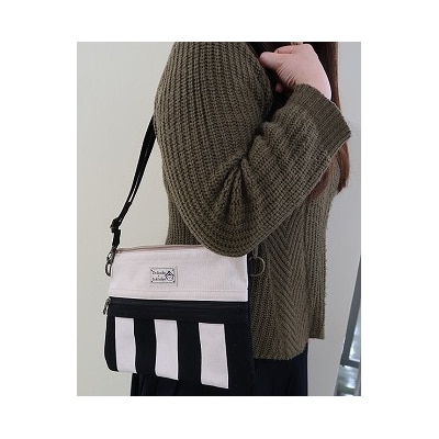 【数量限定品】とち介のサコッシュ