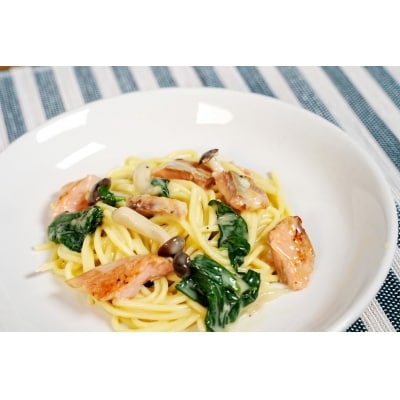 【年内発送】 北海道産鮭使用 寒風干し 新巻鮭 1本 数量限定 海鮮 魚介 魚介類  海の幸 海産物