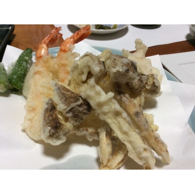【期間限定】岩手県産 天然松茸 約200g 北三陸 【数量限定】 国産 訳あり 小さめ コロ