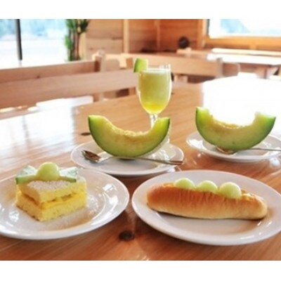 川口農園の南張メロン 1個 伊勢志摩サミット提供食材 品種はマスクメロンです 令和6年12月順次発送