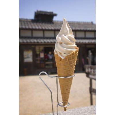 二十四の瞳映画村と岬の分教場セット券+小豆島町お土産3点セット+醤油ソフトクリーム(1名様分)