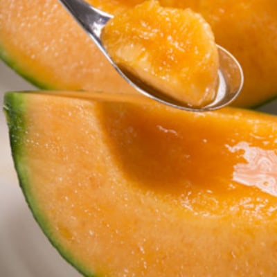 【先行受付　2026年発送】赤肉メロン　2kg×1玉