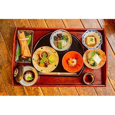 「料理宿 御母衣」 1泊2食ペア宿泊券