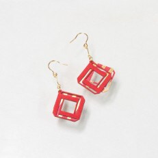 金箔/紙の耳飾り 『単(hitoe)』ruby 14kgf金属ピアス