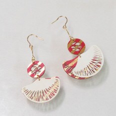 金箔/紙の耳飾り 『遍(amane)』white ruby 14kgf金属ピアス