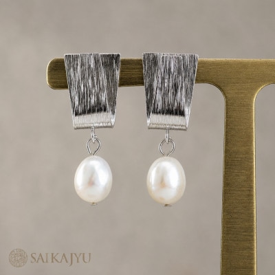淡水パールピアス「永遠」シルバー