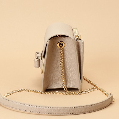 【サマンサタバサ】ショルダーバッグ　エムシュシュ 小サイズ グレージュ