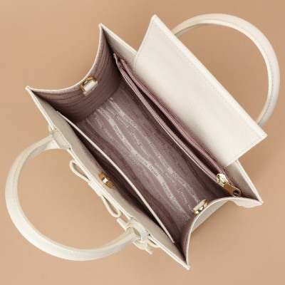 【サマンサタバサ】トートバッグ　エムシュシュ　小サイズ　ホワイト