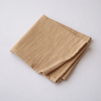 植木屋のまち川口の木で染めた「言ノ葉タオル 山桃(ヤマモモ)」