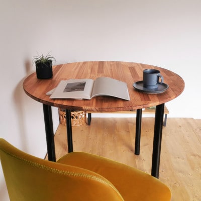 天然木のラウンド型ダイニングテーブル / オイル+ウレタン仕上げ / 90cm / 工具不要