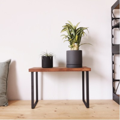 無垢材とアイアンのシェルフ H30cm W47cm / BR / 植物由来の天然オイル / 完成品