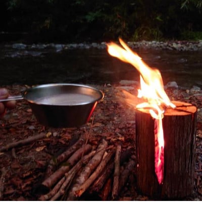 スウェーデントーチ(下北山村産材) BBQや焚火におすすめ!