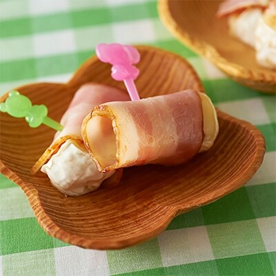 明治北海道十勝カマンベール新登場「燻製」を含む4種類セット(計8個入) me003-024