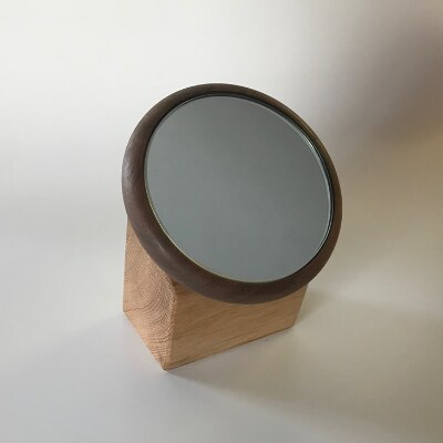 【Face Mirrorウォールナット材+オーク材】様々な用途で使用できるフェイスミラー