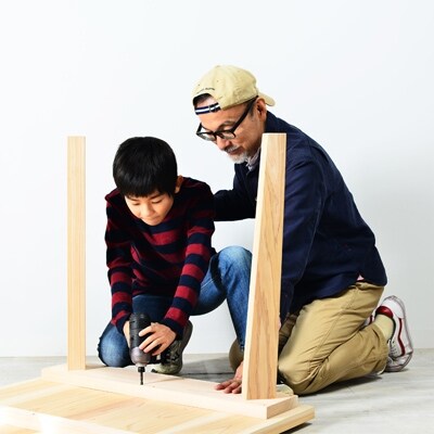 【自分で組み立てる楽しみ/ウレタン塗装/ストレート脚】ジサクダイニングテーブル150　国産杉