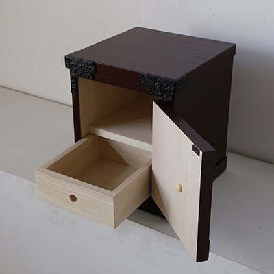 老舗工場の細やかな技術が光る【肥前 30小箪笥 扉 ケヤキ】職人MADE大川家具『境木工』