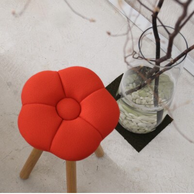 monaca stool:tsubaki【レンガ/オーク/高さ30cm】