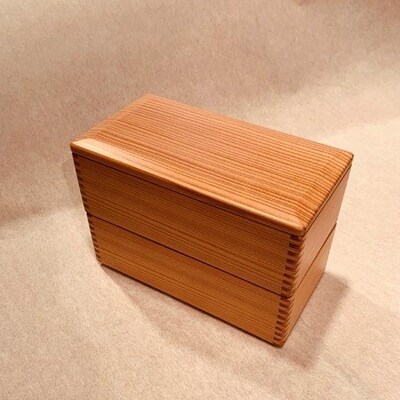 みやざき杉のお弁当箱(二段約16×8.5)