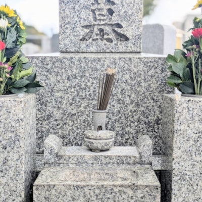 お墓周りの草取り・清掃・お墓参り代行(大牟田市)