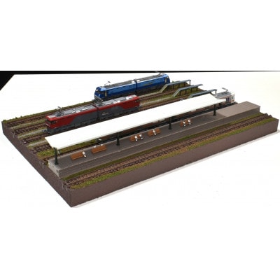 Nゲージ用 鉄道ジオラマ展示台 37x26cm 島式ホームと4線ヤード