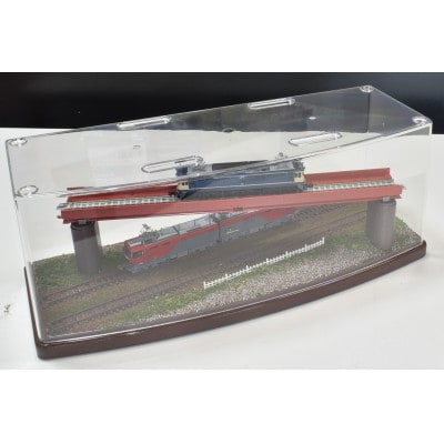 Nゲージ用 鉄道模型ジオラマ展示台 33×12cm 立体交差の情景(ケース付き)