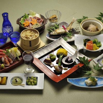 奥日光湯元温泉　湯元板屋の1泊2食宿泊券(和室3名)